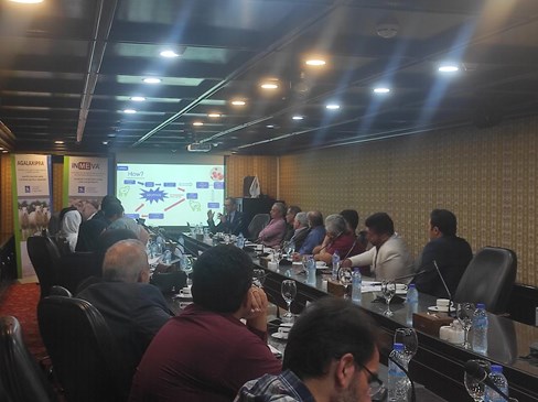 برگزاری سمینار با موضوع معرفی واکسن INMEVA به همراه مروری بر عفونت های مایکوپلاسمایی و کلستریدیایی در نشخوارکنندگان کوچک در استان خوزستان